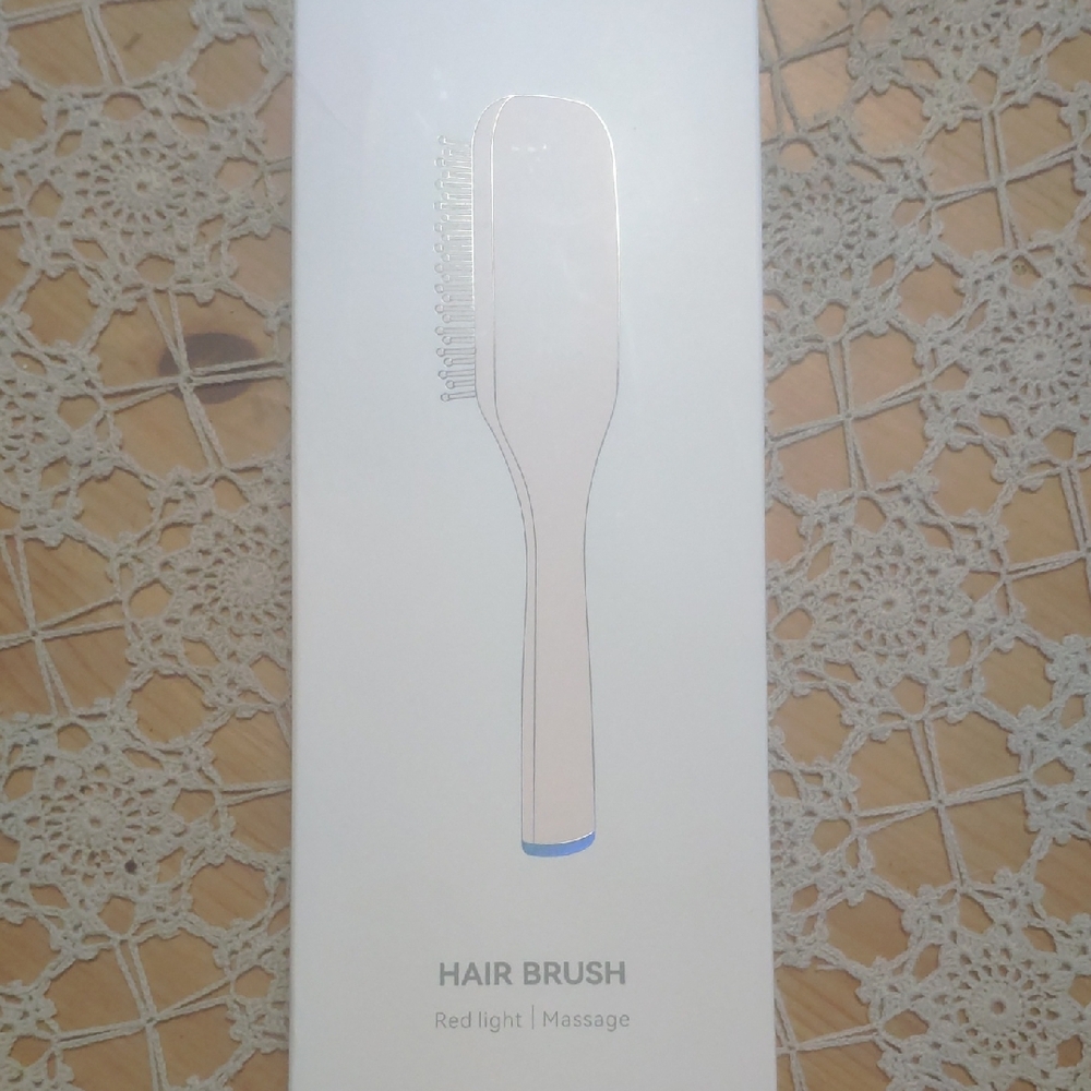 Hair Brush with Red Light